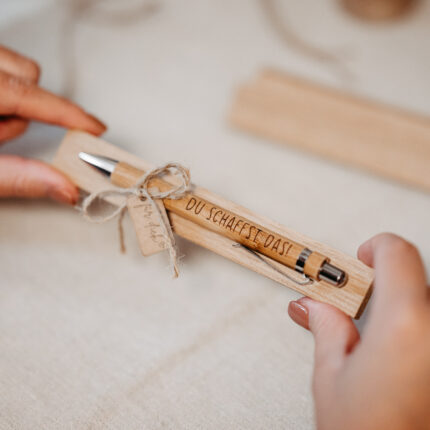 personalisierter Kugelschreiber mit Gravur